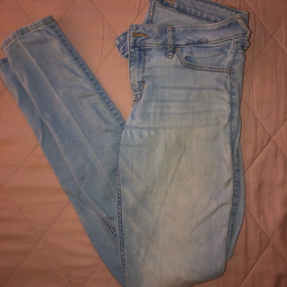 Light Wash Skinny Jeans - Picture 1 of 1